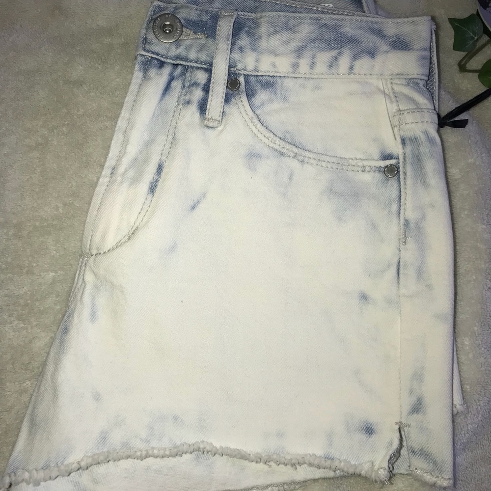 Acid wash jean shorts